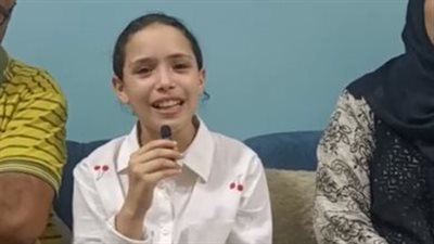 عيطت من فرحتي لما شوفته.. الطفلة رودينا بعد لقائها الرئيس السيسي: حسيت إنه زي بابا لما باس راسي | بث مباشر