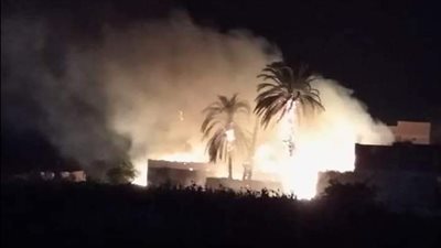السيطرة على حريق اندلع في منزل وامتد لـ 2 حوش ماشية بسوهاج