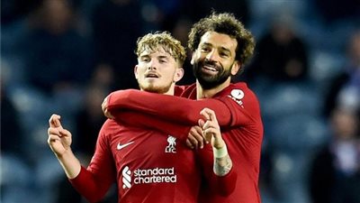 هارفي إليوت: أتعلم الكثير من محمد صلاح وأتمنى بقاءه في ليفربول للأبد