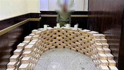 بحوزته مليون قرص مخدر.. القبض على صيدلي للإتجار في الأقراص المخدرة بالقاهرة