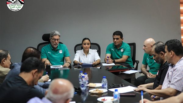 لجنة الحكام 