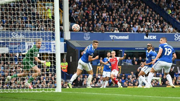 مباراة إيفرتون وآرسنال