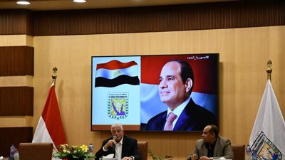 محافظ جنوب سيناء يلتقى شباب 27 محافظة ضمن البرنامج التدريبي لتأهيل الكوادر والقيادات المحلية 
