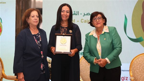 تكريم مايا مرسي 