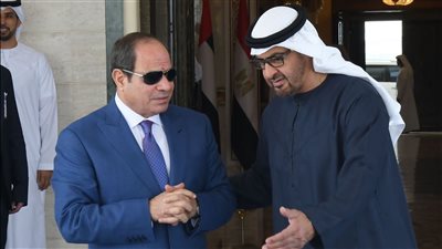 السيسي يعود إلى أرض الوطن بعد زيارة الإمارات 