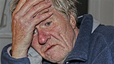 دراسة: كبار السن يفقدون ثرواتهم قبل تشخيص إصابتهم بالخرف