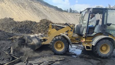 عرض مسؤولي الوحدة المحلية بطوخ على جهات التحقيق بعد مصرع طالب أثناء تنفيذ زالة 