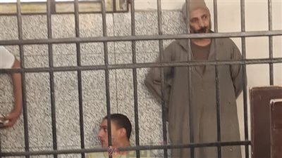 تأجيل محاكمة المتهم بقتل ابنته لشكه في سلوكها بالفيوم لجلسة الغد