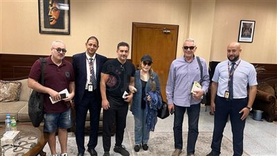 توافد نجوم الفن على مطار الغردقة الدولي للمشاركة في مهرجان الغردقة لسينما الشباب | صور