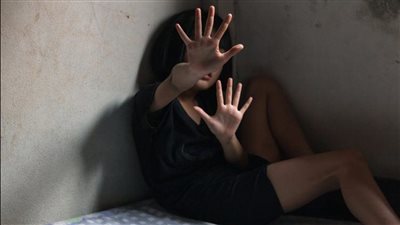 السجن المشدد 6 سنوات لسائق خطف صغيرة واعتدى عليها بالمعادي