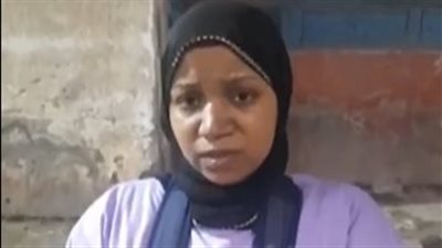 أسرة زوجة طعنها زوجها هي ووالدتها بالمنيا: كان عايز ينصب عليها وياخد منها الشقة وهددها بالقتل| بث مباشر 