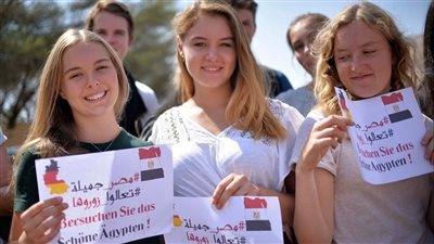 عملوا محشي ولبسوا صعيدي.. فتيات ألمانيا: مصر جميلة تعالوا زوروها