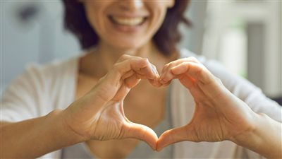 في يومه العالمي.. كيف يؤثر الامتنان على الصحة العقلية للإنسان؟