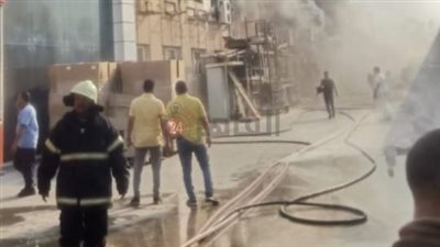 بسبب ماس كهربائي.. السيطرة على حريق عقار من 6 طوابق بالفيوم