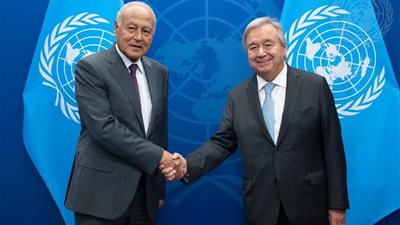 أبو الغيط يلتقي السكرتير العام للأمم المتحدة ويناقشان التطورات العالمية والإقليمية