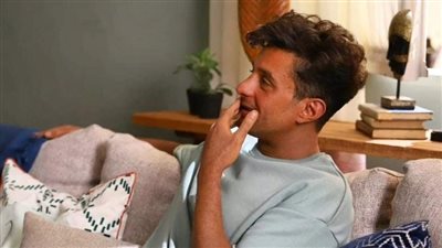 أحمد الفيشاوي ينشر صورًا من كواليس فيلمه الجديد عادل مش عادل