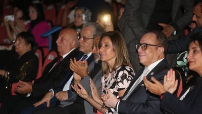 وزيرتا الثقافة والتضامن الاجتماعي تشهدان افتتاح الدورة السابعة للملتقى الدولي لفنون ذوي القدرات الخاصة