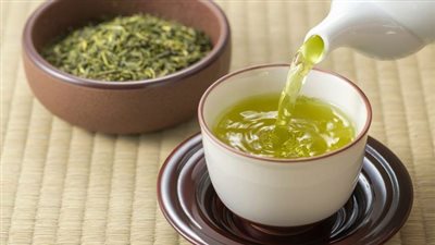 فوائد الشاي الأخضر في العناية بالشعر وتقويته