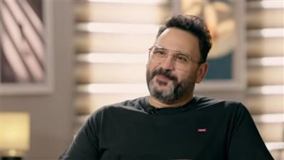 أكرم حسني: المسلسلات ذات الـ10 حلقات فرصة إبداعية خارج زحام رمضان