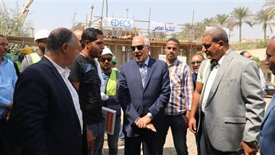 محافظ الجيزة يتابع إنشاء محاور مرورية بمراكز أبو النمرس والحوامدية والبدرشين