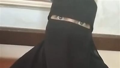 خلص عليه بسبب 100 جنيه.. أرملة شاب قتل على يد صديقه بكفر الشيخ: كان معتبره زي أخوه | بث مباشر