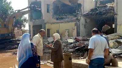 نائب محافظ القاهرة تشرف على إزالة تعارضات مشروع تقاطع محور الحضارة 