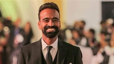 محمود الليثي: مكنتش بحب نفسي وأنا صغير وأمي كانت بتخاف عليا من الحسد.. وهند صبري زي الأخطبوط