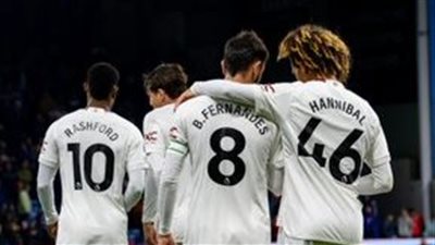 مانشستر يونايتد يعود إلى الانتصارات بالفوز على بيرنلي في الدوري الإنجليزي