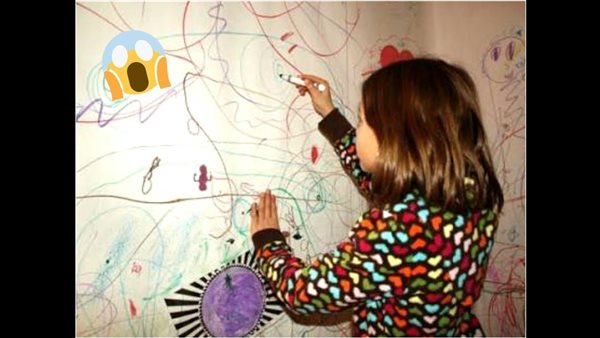 الكتابة على جدران