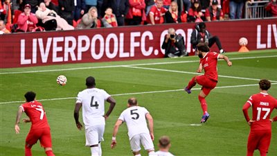 محمد صلاح يقود تشكيل ليفربول المتوقع لمباراة نوتنجهام فورست بالدوري الإنجليزي