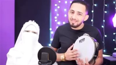 أزهري يوجه رسالة قاسية للمطربة المنتقبة: أصبحنا بأفعالنا نسيء للنقاب