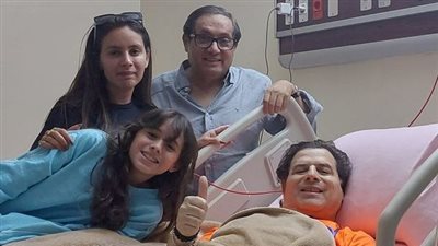 المخرج عاطف عوض يجري عملية جراحية بعد تعرضه لوعكة صحية