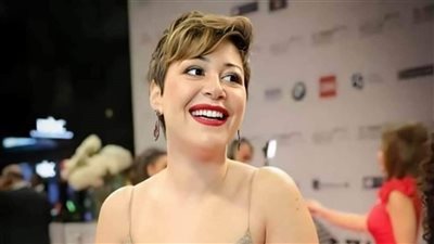 بعد 23 عامًا بالتمثيل.. منة شلبي لأول مرة على خشبة المسرح في عمل من تأليف مدحت العدل