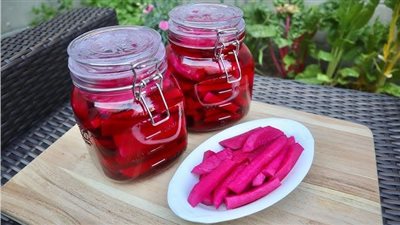 مقرمش ومشطشط.. طريقة تخليل اللفت الست غالية وسبب تغير لون المخلل