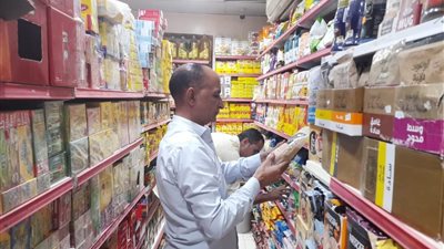 ضبط 60 مخالفة تموينية خلال حملات تفتيشية على أسواق ومخابز المنيا