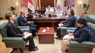 وزير الصحة يناقش مع سفير مصر بجيبوتي مستجدات إنشاء مستشفى مصري لأمراض النساء والتوليد