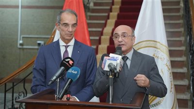 التوقيع الإلكتروني والتوكيل عن بُعد.. وزيرا العدل والاتصالات يطلقان وحدة إصدار وثائق وزارة العدل