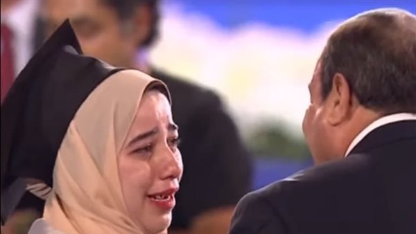 الطالبة والرئيس السيسي