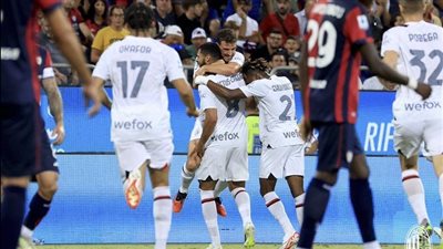 ميلان يضرب كالياري بثلاثية في الدوري الإيطالي