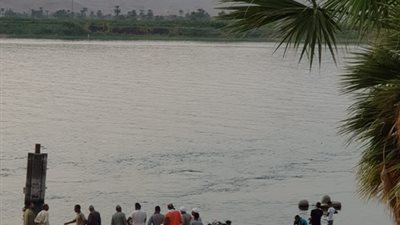 البحث ما زال مستمرا لليوم الثاني.. ننشر صورة عبد الرحمن غريق نهر النيل بالأقصر
