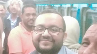 بعد تصدره التريند | أول تعليق من طبيب ولادة قطار الصعيد: الحالة كان عندها 19 سنة.. وولدت ناس في عربيات قبل كده