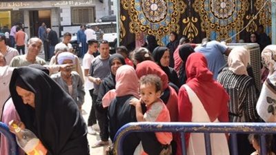 بنحبك يا ريس.. مسيرات دعم للرئيس السيسي أمام مقرات الشهر العقاري بالأقصر | بث مباشر