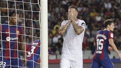 بأقدام راموس.. برشلونة يفوز على إشبيلية ويتصدر الدوري الإسباني