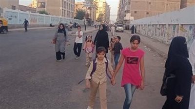 مدارس كفر الشيخ وأسوان تستقبل الطلاب في أول أيام الدراسة بالعام الجديد | بث مباشر