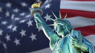 أستاذ بـ جورج واشنطن لـ القاهرة 24: إغلاق الحكومة الأمريكية قد يكون حلّه خفض المساعدات المقدمة لأوكرانيا