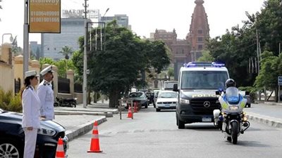 تزامنًا مع بدء العام الدراسي.. تواجد أمني مُكثف بمحيط المدارس والمعاهد والجامعات | صور 