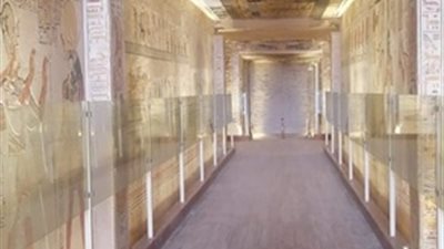 إغلاق عدد من المقابر الملكية في وادي الملوك للترميم.. وإعادة فتح أخرى أمام المواطنين 