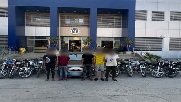 المتهمين والمضبوطات