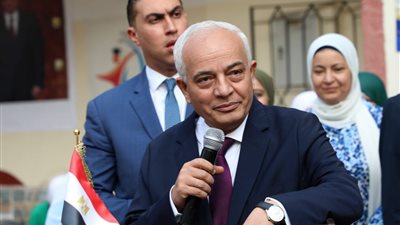 تنمية حب الوطن وتفعيل مجموعات الدعم.. أبرز توجيهات وزير التعليم في أول أيام العام الدراسي