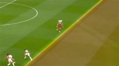 رسميًا.. إيقاف حكم فيديو مباراة ليفربول وتوتنهام بسبب خطأ إلغاء الهدف